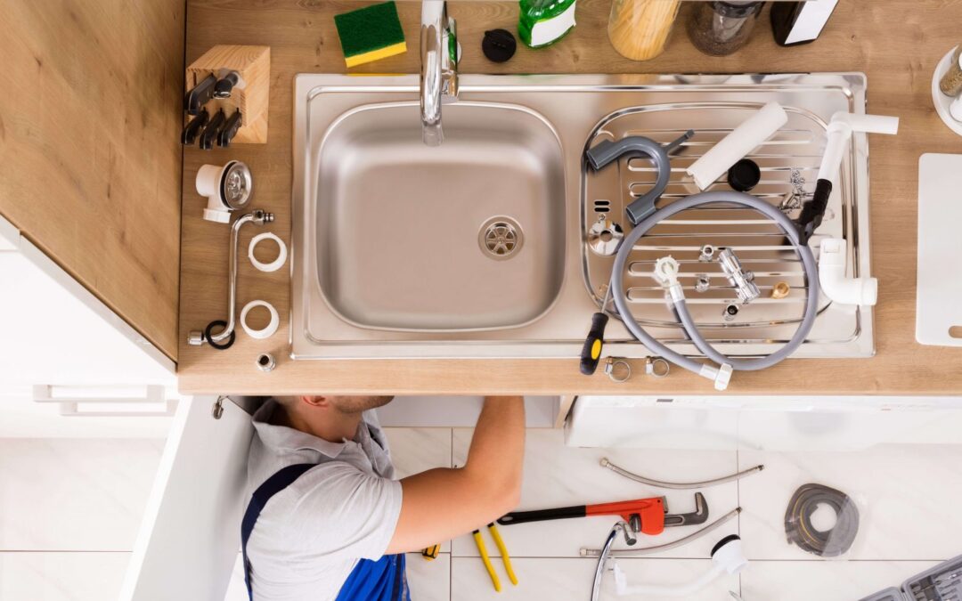 Comment remplacer un évier de cuisine – Du retrait au montage et à la coupe